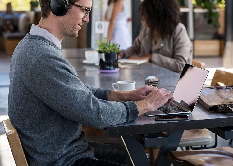 Wireless Bluetooth Headphones