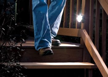 Amazon Epic Daily Deals - Mr. Beams Wireless LED Stair Light Saves 32% at $13.87 Now