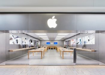 Elon Musk Takes A Jab At Apple For Its App Store Fees