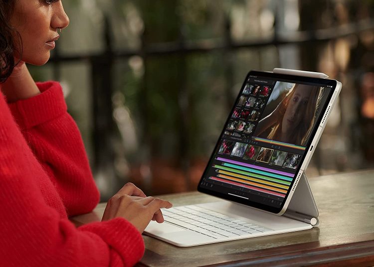 Apple 12.9-inch iPad Pro 0705