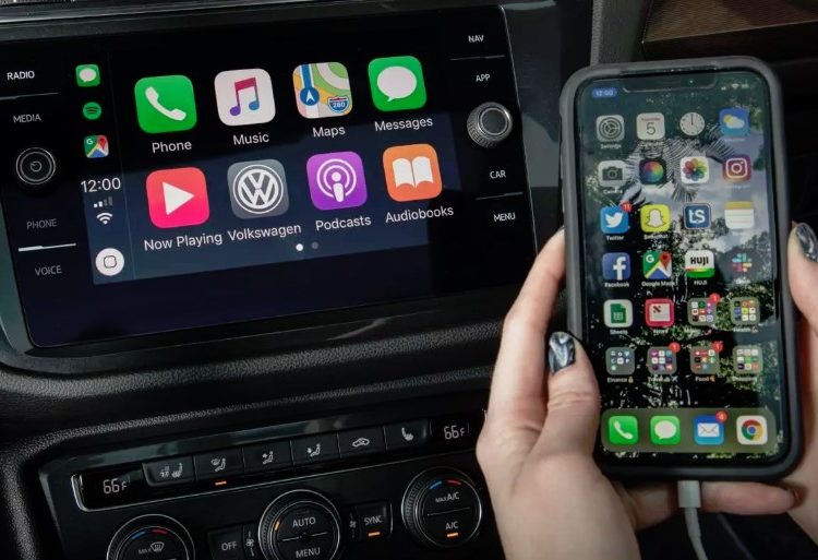Apple CarPlay