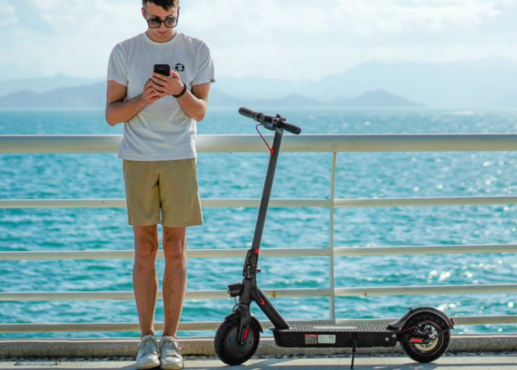 iScooter MAX Electric Scooter